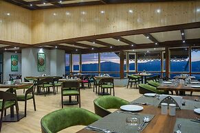 Sumitel Vista 800m from Mall Road