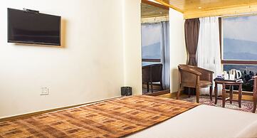 Sumitel Vista 800m from Mall Road