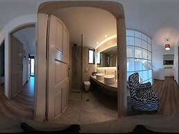 Terra Divina Damnoni