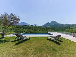 Terra Divina Damnoni