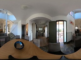 Terra Divina Damnoni