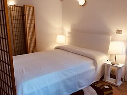 Near Ifo Roma Sweet Home Studio Apartment