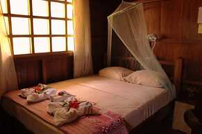 Las Ballenas Quadruple Room With Double and Bunk bed