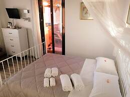 Villa Sole Marche Exclusive Pool Jacuzzi Parking