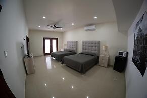 16, Suite With Jacuzzi