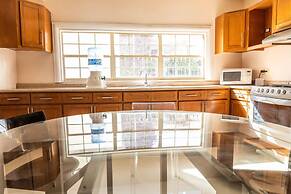 16, Suite With Jacuzzi