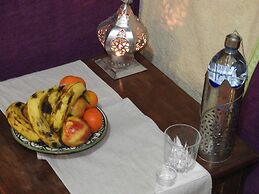 Room in Lodge - Sleep In Luxury Tent In Desert !