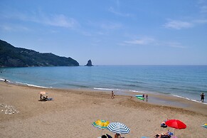 Apartments Maria With Pool - Agios Gordios Beach