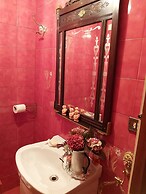 The Vertical House, With Terrace In Historical Centre