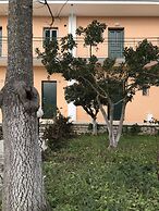 Room-studio Banos Apartments and Swimmin