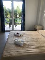 Room-studio Banos Apartments and Swimmin