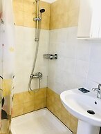 Room-studio Banos Apartments and Swimmin