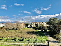 Room-studio Banos Apartments and Swimmin