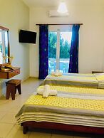 Room-banos Apartments and Swimming Pool