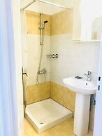 Room-banos Apartments and Swimming Pool