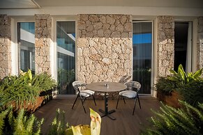 Empire Beach Resort