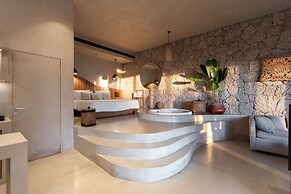 Empire Beach Resort
