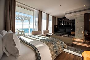 Empire Beach Resort
