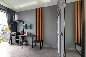 Melanj Airport Hotel