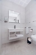 Melanj Airport Hotel