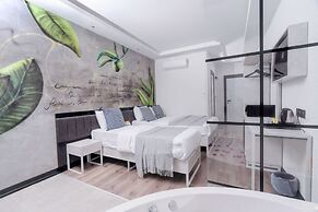 Melanj Airport Hotel