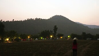 Moustache Kamp Kalakund