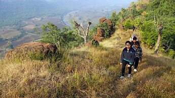 Moustache Kamp Kalakund