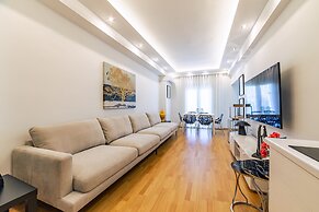 D9 center of Glyfada