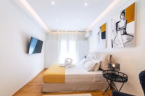 D9 center of Glyfada