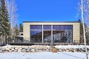 2084 The Pines 3 Bedroom Condo by RedAwning