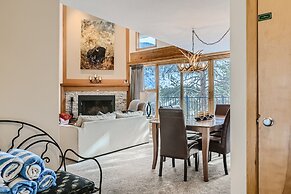 2084 The Pines 3 Bedroom Condo by RedAwning