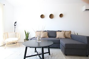 Phaedrus Living: Seaside Luxury Flat Limnaria 152