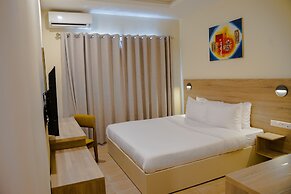 Silver Moon Hotel