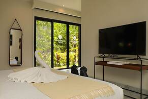 Panther Bay Villa & Golf