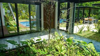 Panther Bay Villa & Golf