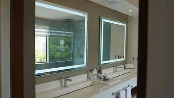 Panther Bay Villa & Golf