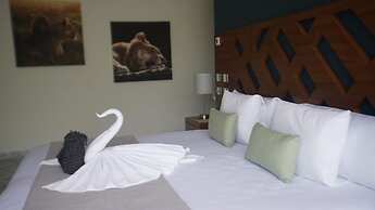 Panther Bay Villa & Golf