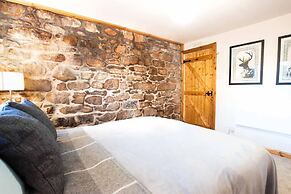Windyheads Luxury Cottage - 5 Bed 2 Bath