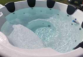 Windyheads Luxury Cottage - 5 Bed 2 Bath