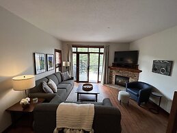 Trappers Landing #34 by Bear Country