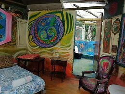 Tropical Biohostel by Rotamundos