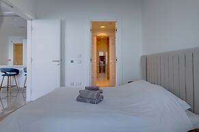 Luxurious Apt With Ocean Views and Pool in Tigne Point