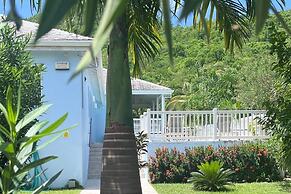 Luxury Villa-sleeps 6-private Pool