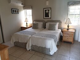 Luxury Secluded Villa With Private Pool Sleeps six