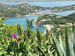 Luxury Secluded Villa With Private Pool Sleeps six