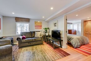 Aesthetically Elegant Downstairs Unit In Oakland 1 Bedroom Apts by Red