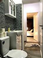 Unique Old Town Home 2min to Beach & Harbour