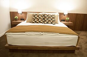 Nomad Luxury Suites