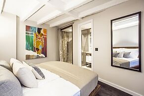 Nomad Luxury Suites