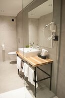 Nomad Luxury Suites
